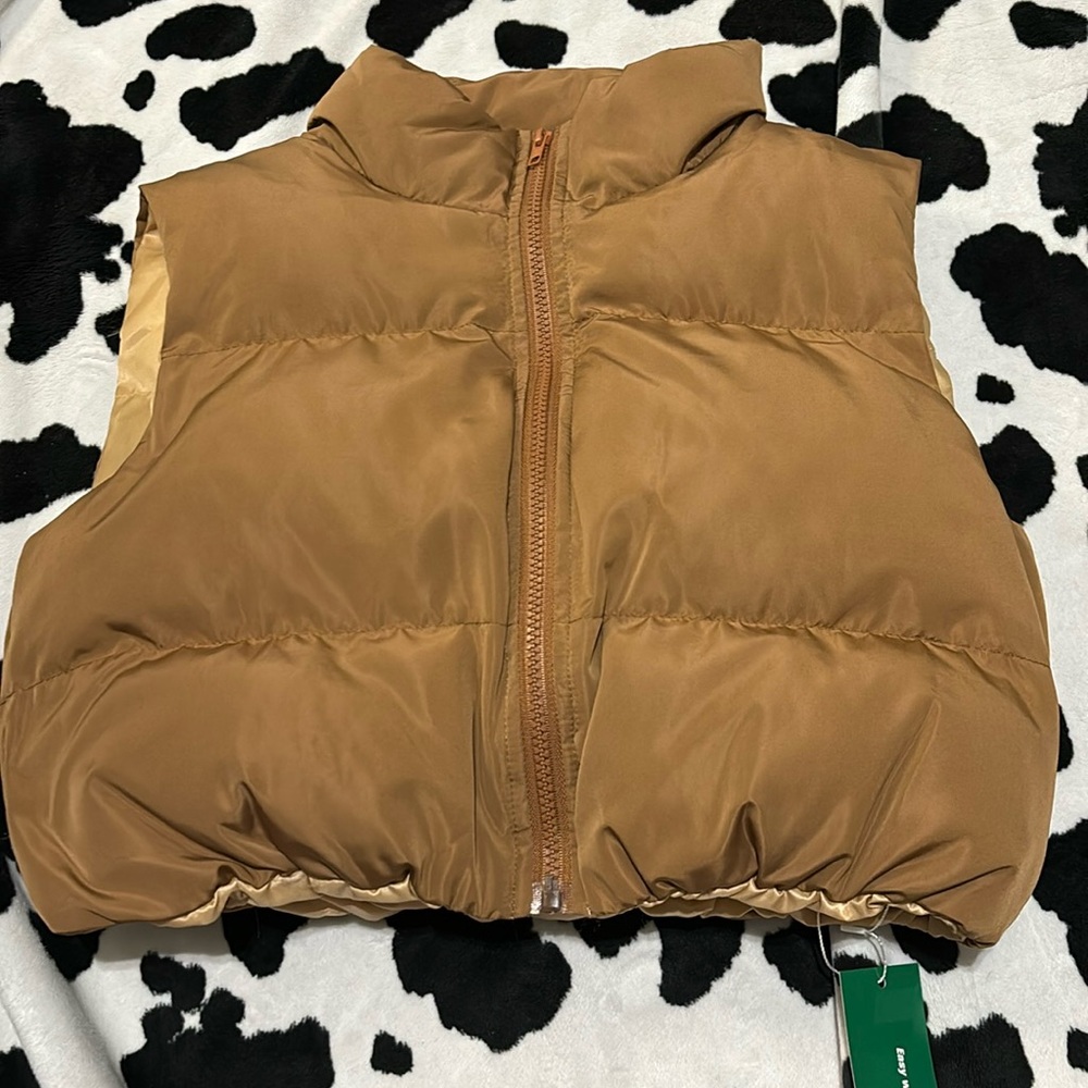Brown cropped puffer vest size xs